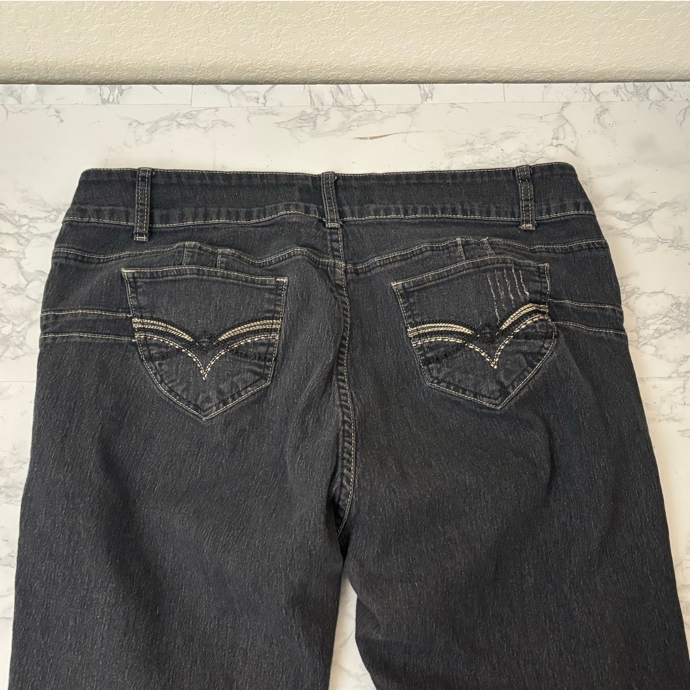 Brittany Jeans Women’s Plus Sz 24 6722X Dark Wash Distressed Beaded Embellish​ - Picture 5 of 7